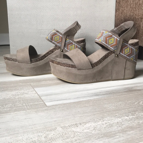 Maurices Shoes - *Moving Sale* NIB Maurice Wedges